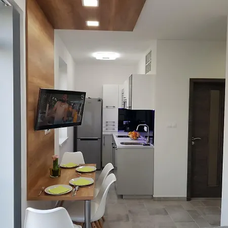 Apartment Lakefive Balatonfured