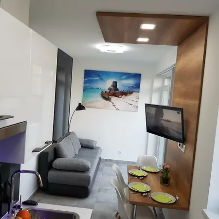 Lakefive Apartmán *